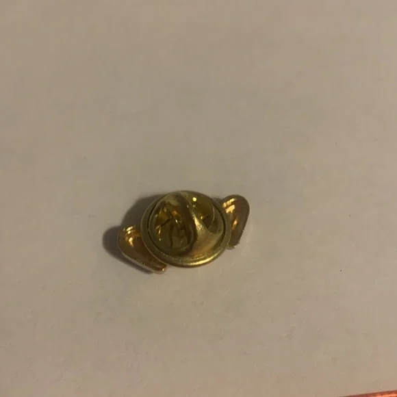 3/$5 Mix Metal Heart Pin - Picture 2 of 6